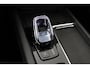 Volvo XC60 T6 Plug-in hybrid Ultra Black Edition | Trekhaak | Panoramadak | Head-Up | 360 Camera | Stoel+Stuurverwarming | 21 Inch