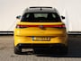 Volkswagen T-Roc R-Line First Edition 1.5 eTSI 150 PK | Black Style | Led Matrix | Trekhaak | Harman Kardon |