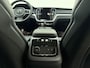 Volvo V60 T6 350pk AWD Plus Dark / 19'' / 360 Camera / Full-LED / Trekhaak / Harman&Kardon Audio / Elektr. Stoelen / ACC / BLIS / Getint glas / Stoel + Stuurw. Verwarming / Achterb. verwarming /