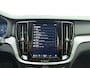 Volvo V60 T6 350pk AWD Plus Dark / 19'' / 360 Camera / Full-LED / Trekhaak / Harman&Kardon Audio / Elektr. Stoelen / ACC / BLIS / Getint glas / Stoel + Stuurw. Verwarming / Achterb. verwarming /