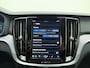Volvo V60 T6 350pk AWD Plus Dark / 19'' / 360 Camera / Full-LED / Trekhaak / Harman&Kardon Audio / Elektr. Stoelen / ACC / BLIS / Getint glas / Stoel + Stuurw. Verwarming / Achterb. verwarming /