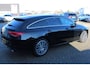 Mercedes-Benz CLA Shooting Brake 180 AUT7 Luxury Line LEDER NAVI CAMERA CARPLAY