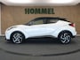 Toyota C-HR 2.0 Hybrid Bi-Tone - ORIGINEEL NEDERLANDSE AUTO - AFKOMSTIG VAN 1E EIGENAAR - 18 INCH LICHT METALEN VELGEN MET MICHELIN BANDEN - PARKEERASSISTENT - JBL AUDIO - DODEHOEK DETECTIE - PARKEERSENSOREN VOOR/ ACHTER - NAVIGATIE - STOELVERWARMING