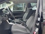 Volkswagen Taigo 1.0 TSI Life / Getint Glas / App Connect / Digital Cockpit / 17'' Valencia R-Line Velg / VW