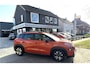 Citroën C3 Aircross Benzine *** Hele Mooie *** * Climate & Cruise Control * Stoelverwarming * Parkeersensoren * L.M. Velgen * Navigatie & Spotify  up to date via Apple Carplay / Android AUto Vingerhoets; Vierde Generatie Eersteklas Service. Al meer dan 100 jaar een begrip in de Brabantse Kempen.