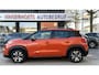 Citroën C3 Aircross Benzine *** Hele Mooie *** * Climate & Cruise Control * Stoelverwarming * Parkeersensoren * L.M. Velgen * Navigatie & Spotify  up to date via Apple Carplay / Android AUto Vingerhoets; Vierde Generatie Eersteklas Service. Al meer dan 100 jaar een begrip in de Brabantse Kempen.