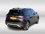 Volkswagen T-Cross 1.0 TSI Life / Parkeersensoren V+A / App Connect / Getint Glas / 17'' LMV / VW