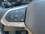 Volkswagen T-Cross 1.0 TSI Life / Parkeersensoren V+A / App Connect / Getint Glas / 17'' LMV / VW