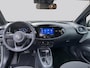 Toyota Aygo X Hybrid 115 Black Edition | Stoelverwarming | Park. Sensoren | AC