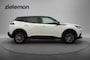 Peugeot e-2008 Active Pack 50 kWh - Carplay, Stoelverwarming, SOH 92%