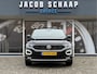 Volkswagen T-Roc 1.5 TSI Sport Automaat / Carplay / Navi / 18" LM / Adap. Cruise. / Parkeersensoren v+a