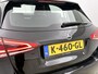 Mercedes-Benz A-klasse 160 Business Solution Luxury Ledkoplampen | MBUX augmented reality voor navigatie | Sfeerverlichting | Stoelverwarming voor | Achteruitrijcamera. Inclusief 24 maanden Mercedes-Benz Certified garantie voor Europa.