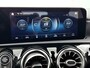 Mercedes-Benz A-klasse 160 Business Solution Luxury Ledkoplampen | MBUX augmented reality voor navigatie | Sfeerverlichting | Stoelverwarming voor | Achteruitrijcamera. Inclusief 24 maanden Mercedes-Benz Certified garantie voor Europa.