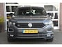 Volkswagen T-Roc 1.5 TSI Sport Business R-Line | Trekhaak | All Seasons | Dealer onderhouden |