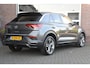 Volkswagen T-Roc 1.5 TSI Sport Business R-Line | Trekhaak | All Seasons | Dealer onderhouden |