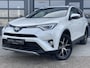Toyota RAV4 2.5 Hybrid AWD AUTOMAAT Style NAVI | CLIMATE CONTROL | ACHTERUITRIJCAMERA | STOELVERWARMING | LED AFN TREKHAAK | PARKEERSENSOREN V+A | 18 INCH LMV