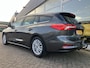 Ford Focus Wagon Titanium Business 1.0i 125pk ECOboost Trekhaak - WinterPack - All weather banden
