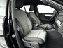 Volvo XC40 T4 Plug-in hybrid Plus Dark | Parkeercamera | Stoel- en Stuurverwarming | Trekhaak