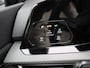 Volkswagen Golf Variant 1.5 eTSI R-Line 150 PK DSG | Automaat | Navigatie | Apple carplay | Stuur & voorstoel verwarming | Comfort pakket | Multimedia pakket | Achteruitrijcamera | Keyless |