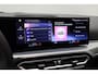 BMW 3-Serie Touring 320e 2023 | Connected Services | Carplay | DAB Radio | Stuurverwarming | Adaptive Cruise Control | Boekjes | Keyless 2 Sleutels | Elektrische Trekhaak & Achterklep | Navigatie | Stuurwiel Bediening
