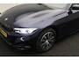 BMW 3-Serie Touring 320e 2023 | Connected Services | Carplay | DAB Radio | Stuurverwarming | Adaptive Cruise Control | Boekjes | Keyless 2 Sleutels | Elektrische Trekhaak & Achterklep | Navigatie | Stuurwiel Bediening