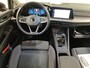 Volkswagen Golf 1.0 TSI Life 1e Eigenaar | Volledig onderh | NAP | BTW | Trekhaak | Camera | Elek Stoel | Memory | Massage | Sfeer | Carplay | ACC | PDC | Full Led | Bots