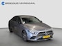 Mercedes-Benz A-klasse 180 AMG | Sfeerverlichting | Stoelverwarming | Apple Carplay | Navigatie | AMG-styling | Achteruitrijcamera | Apple Carplay/Android Auto|telefoonintegratie premium