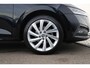 Skoda Octavia Combi 1.0 e-TSI Business Edition Plus Automaat Virtual Cockpit 17 inch LMV Adaptive Cruise LED Sfeerverlichting Elektrische Achterklep