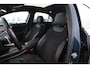 Mercedes-Benz A-klasse 180 Business Solution AMG Night Pakket Automaat Panoramadak Sfeerverlichting Widescreen Achteruitrijcamera
