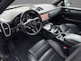 Porsche Cayenne Coupé 3.0 E-Hybrid | Sport Chrono | Panoramadak | Sportstoelen | El. Trekhaak | NL Auto | Porsche Dealeronderhouden |