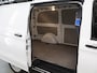 Mercedes-Benz Vito 116 CDI L2 Pro | Navigatie | Digitale Radio | Achteruitrijcamera | Airco | Cruisecontrol | Dodehoekassistent | Comfort Chauffeursstoel | Bijrijdersbank | 2500kg Trekhaak | Certified |