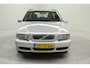Volvo V70 2.5 Exclusive-Line | MEENEEMPRIJS | leder | airco | kanteldak | radio