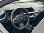 BMW 1-Serie 118i High Executive M-PAKKET | NAVI | PDC | STOELVERWARMING | DEALDER ONDERH |