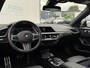 BMW 1-Serie 118i High Executive M-PAKKET | NAVI | PDC | STOELVERWARMING | DEALDER ONDERH |