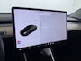 Tesla Model 3 RWD SR plus 325PK Trekhaak Lmv 18" AutoPilot Leder Panoramadak Adaptive-Cruise Camera's Elektr.-Stuur+Stoelen+Spiegels+Geheugen+Easy-Entry+Verwarmde stoelen Park assistent Pdc WIFI Lane-Assist Speed-Assist Navi LED DAB Keyless One-Pedal-Drive SOH 82% 1.000Kg Trekgewicht 1e Eigenaar Origineel Nederlandse Auto Fabrieksgarantie op Accu en Motor tot 10-12-2027/160.000km