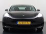 Tesla Model 3 RWD SR plus 325PK Trekhaak Lmv 18" AutoPilot Leder Panoramadak Adaptive-Cruise Camera's Elektr.-Stuur+Stoelen+Spiegels+Geheugen+Easy-Entry+Verwarmde stoelen Park assistent Pdc WIFI Lane-Assist Speed-Assist Navi LED DAB Keyless One-Pedal-Drive SOH 82% 1.000Kg Trekgewicht 1e Eigenaar Origineel Nederlandse Auto Fabrieksgarantie op Accu en Motor tot 10-12-2027/160.000km