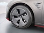 Tesla Model 3 Long Range AWD 75kWh Facelift Warmtepomp Trekhaak SOH 88% Wrap AutoPilot Leder Panoramadak Adaptive-Cruise Camera's Elektr.-Stuur+Stoelen+Spiegels+Geheugen+Easy-Entry+Verwarmde stoelen Park assistent Pdc WIFI Lane-Assist Privacy Glas Navi LED DAB Voorverwarmen interieur Keyless One-Pedal-Drive 4WD 1.000KG Trekgewicht Origineel Nederlandse Auto Fabrieksgarantie op Accu en Motor tot 26-11-2029/192.00km