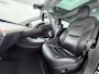 Tesla Model 3 Long Range AWD 75kWh Facelift Warmtepomp Trekhaak SOH 88% Wrap AutoPilot Leder Panoramadak Adaptive-Cruise Camera's Elektr.-Stuur+Stoelen+Spiegels+Geheugen+Easy-Entry+Verwarmde stoelen Park assistent Pdc WIFI Lane-Assist Privacy Glas Navi LED DAB Voorverwarmen interieur Keyless One-Pedal-Drive 4WD 1.000KG Trekgewicht Origineel Nederlandse Auto Fabrieksgarantie op Accu en Motor tot 26-11-2029/192.00km