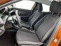Peugeot 2008 1.2 Active Pack 130pk Automaat | 1ste Eigenaar | Apple Carplay/Android Auto | Climate Control | Cruise Control | 16"LMV | Parkeersensoren |