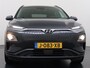 Hyundai Kona Electric EV 64kWh SOH 100% Trekhaak Warmtepomp Navi Camera Ecc Adap.Cruise Head-Up Display Apple Carplay/Android Auto Pdc Fashion Keyless Lane Assist Dodehoek Detector FCA Privacy Glas Regensensor Bluetooth 1e Eigenaar Origineel Nederlandse Auto