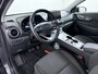 Hyundai Kona Electric EV 64kWh SOH 100% Trekhaak Warmtepomp Navi Camera Ecc Adap.Cruise Head-Up Display Apple Carplay/Android Auto Pdc Fashion Keyless Lane Assist Dodehoek Detector FCA Privacy Glas Regensensor Bluetooth 1e Eigenaar Origineel Nederlandse Auto