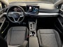 Volkswagen Golf 1.5 eHybrid 204pk DSG Life Edition | Stoel- en stuurverwarming | Extra getint glas | 18'' 'Catana'