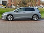 Volkswagen Golf 1.5 eHybrid 204pk DSG Life Edition | Stoel- en stuurverwarming | Extra getint glas | 18'' 'Catana'