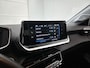 Peugeot 208 1.2 Allure Pack 100pk Automaat | Apple Carplay/Android Auto | Climate Control | Cruise Control | Achteruitrijcamera | 16" LMV | LED |