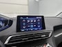 Peugeot 3008 Premium 130pk | 1ste eigenaar | Camera Voor + Achter | Electrische achterklep | Keyless Entry/Start | Navigatie | 19" Lichtmetalen Velgen | LEER/Stof | Elektrisch Verstelbare Bestuurdersstoel met Geheugen |