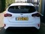 Ford Focus 1.0/125pk Hybrid ST-Line N-type NAV CAM TEL BLIS PDC VenA WINTERPAKKET PRIVACY GLASS