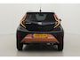 Toyota Aygo X Hybrid 115 envy | Apple Carplay / Android Auto | Stoelverwarming | LED | Keyless | Adaptive Cruise | Clima | Parkeersensoren voor/achter | Camera | 18 inch