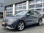 Volkswagen Tiguan 1.4 TSI eHybrid R-Line 245pk Airco Adaptieve cruise controle R-pakket Digitaal display Elektrische achterklep Apple carplay Navigatiesysteem IQ.Licht Keyless start Achterruitrij camera