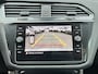 Volkswagen Tiguan 1.4 TSI eHybrid R-Line 245pk Airco Adaptieve cruise controle R-pakket Digitaal display Elektrische achterklep Apple carplay Navigatiesysteem IQ.Licht Keyless start Achterruitrij camera