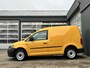 Volkswagen Caddy 2.0 TDI L1H1 Airco Cruise controle Trekhaak 1400kg trekgewicht Parkeersensoren achter Schuifdeur Telefoon verbinding 1e eigenaar Euro 6 bpm vrij voor particulier gebruik !!